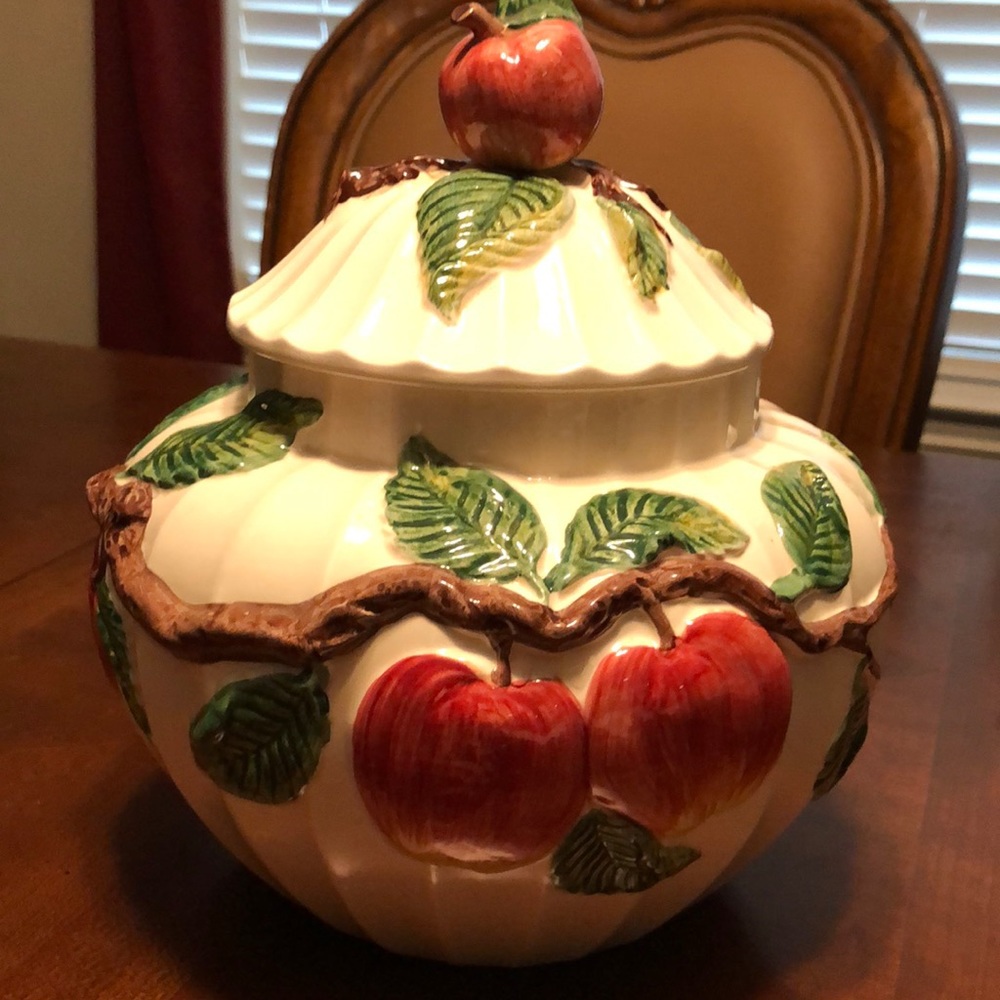 Vintage OCI 3-D Apple Orchard Decor Cookie Jar